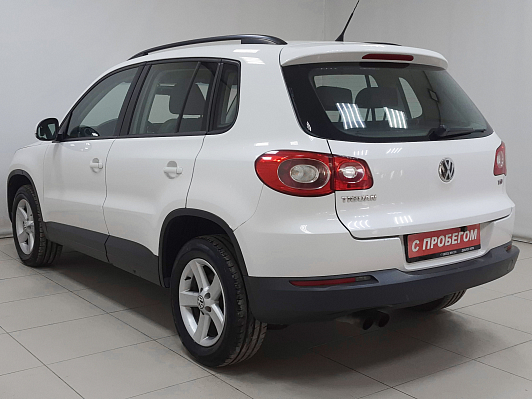 Volkswagen Tiguan Trend&Fun, 2009 года, пробег 215365 км