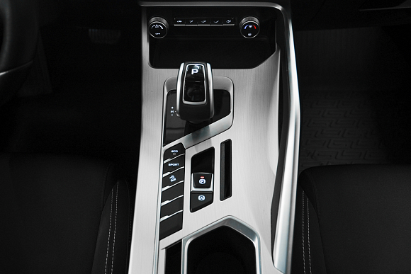 Geely Coolray Comfort, 2021 года, пробег 48000 км