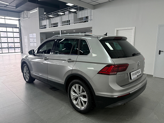Volkswagen Tiguan Exclusive, 2017 года, пробег 171111 км