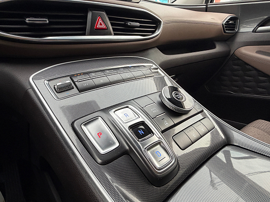 Hyundai Santa Fe Comfort, 2021 года, пробег 93500 км