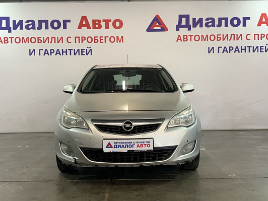 Opel Astra Essentia, 2011 года, пробег 348000 км