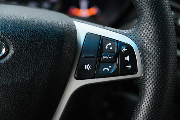 Lada (ВАЗ) Vesta Comfort, 2021 года, пробег 143730 км