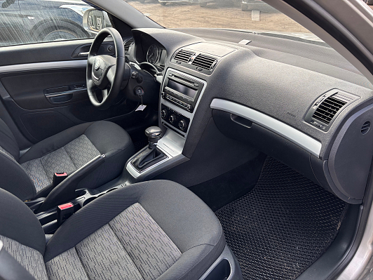 Skoda Octavia Ambition, 2011 года, пробег 163441 км