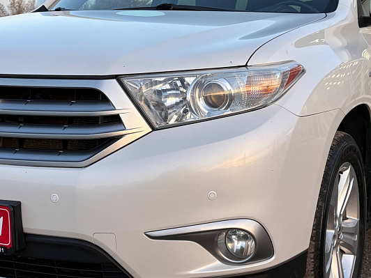 Toyota Highlander, 2011 года, пробег 146175 км