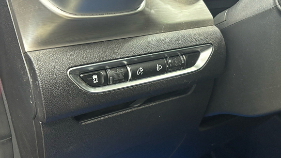 Geely Coolray Luxury, 2021 года, пробег 73000 км