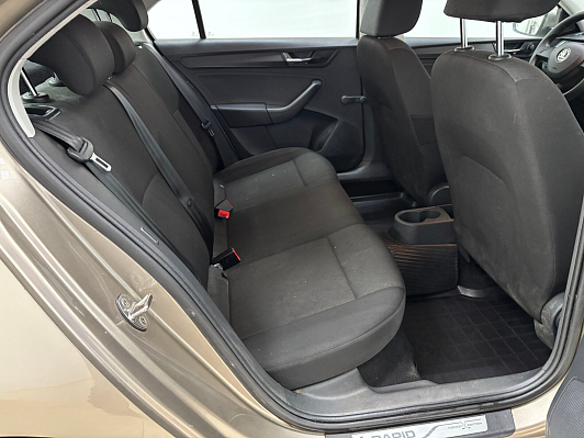 Skoda Rapid Hockey Edition Active, 2018 года, пробег 105178 км