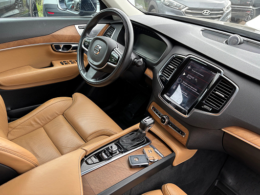 Volvo XC90 Inscription, 2015 года, пробег 97207 км