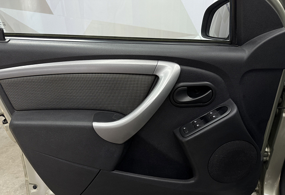 Renault Duster Privilege, 2013 года, пробег 119000 км