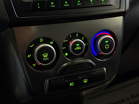 Lada (ВАЗ) Kalina Luxe Navi Glonass 21947-52-21V, 2015 года, пробег 173500 км