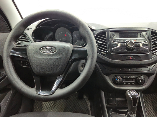 Lada (ВАЗ) Vesta Comfort Image (2018-2019), 2017 года, пробег 189610 км