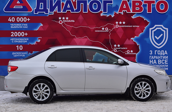 Toyota Corolla Элеганс, 2012 года, пробег 177500 км