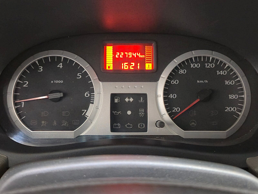 Lada (ВАЗ) Largus, 2013 года, пробег 227933 км