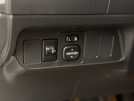 Toyota Auris, 2011 года, пробег 232507 км