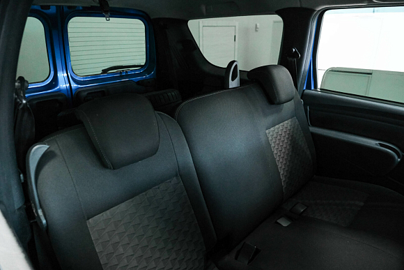 Lada (ВАЗ) Largus Luxe 7 мест, 2021 года, пробег 90000 км