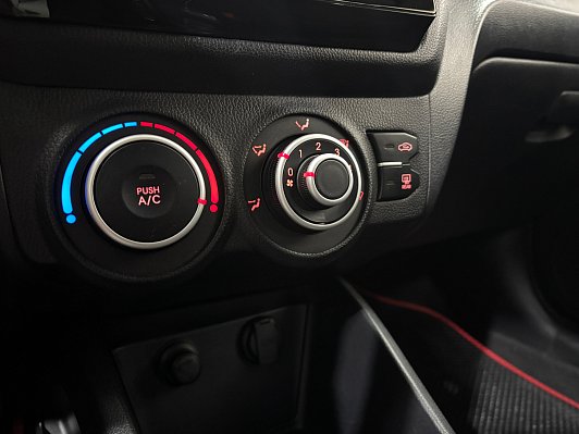 Kia Rio Comfort, 2013 года, пробег 195635 км
