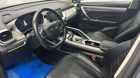 Geely Coolray Luxury, 2021 года, пробег 73000 км
