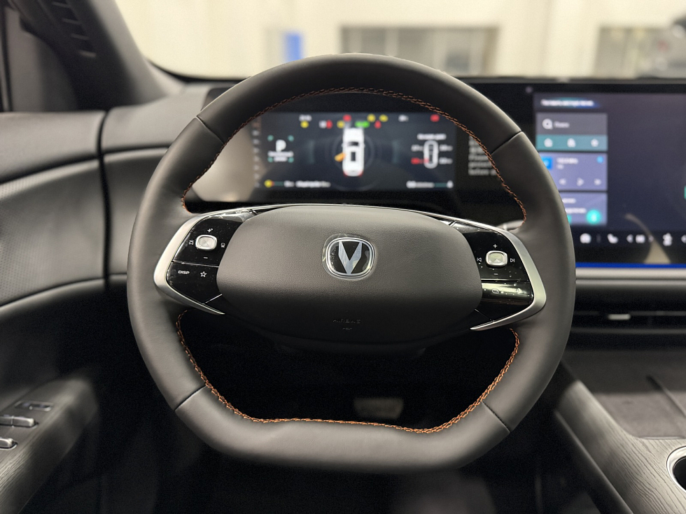 Changan CS75 Plus Luxe, черный