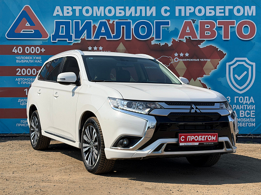 Mitsubishi Outlander Invite, 2022 года, пробег 30207 км