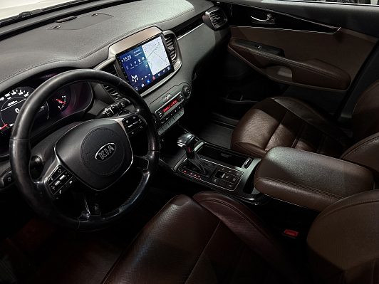 Kia Sorento Лига Европы, 2018 года, пробег 164156 км