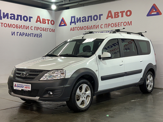 Lada (ВАЗ) Largus Luxe (5 мест), 2019 года, пробег 81000 км