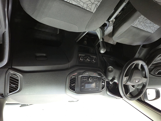 Lada (ВАЗ) XRAY Comfort, 2018 года, пробег 148000 км