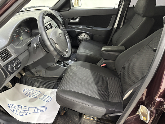 Lada (ВАЗ) Priora Люкс, 2012 года, пробег 175800 км