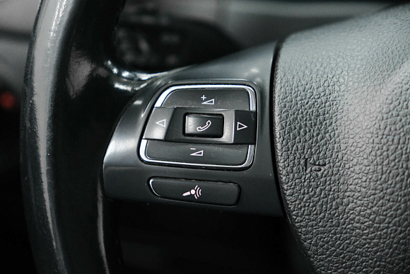 Volkswagen Tiguan Avenue, 2013 года, пробег 209000 км