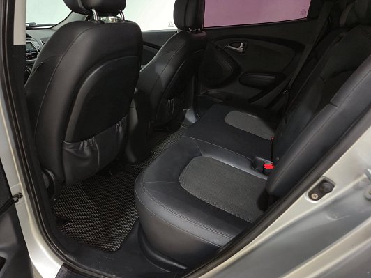 Hyundai ix35 Comfort + Navi, 2011 года, пробег 232262 км