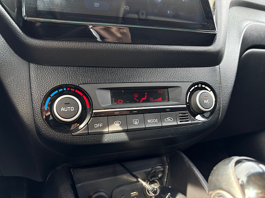 Kia Rio Luxe FCC, 2016 года, пробег 143325 км