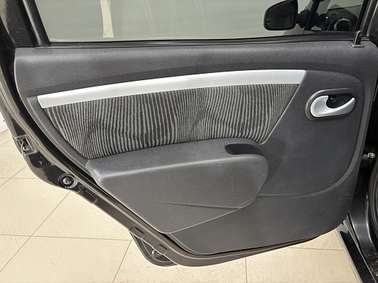 Renault Logan, 2011 года, пробег 181404 км