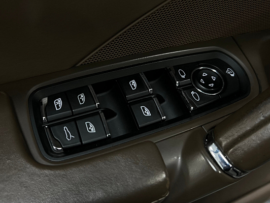 Porsche Cayenne, 2013 года, пробег 273288 км