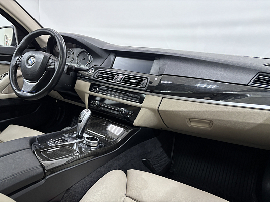 BMW 5 серии, 2011 года, пробег 259997 км
