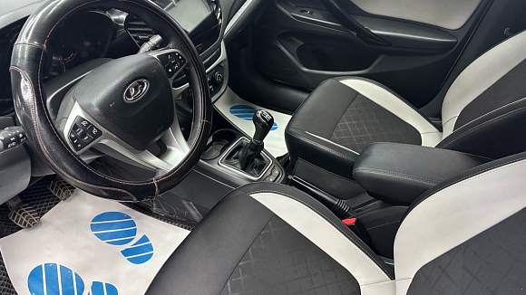 Lada (ВАЗ) Vesta Luxe, 2019 года, пробег 174351 км