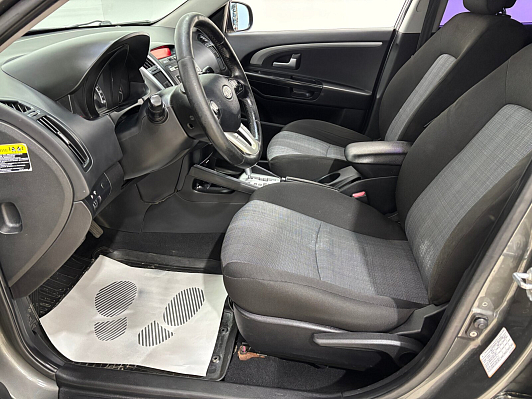 Kia Ceed, 2012 года, пробег 193899 км