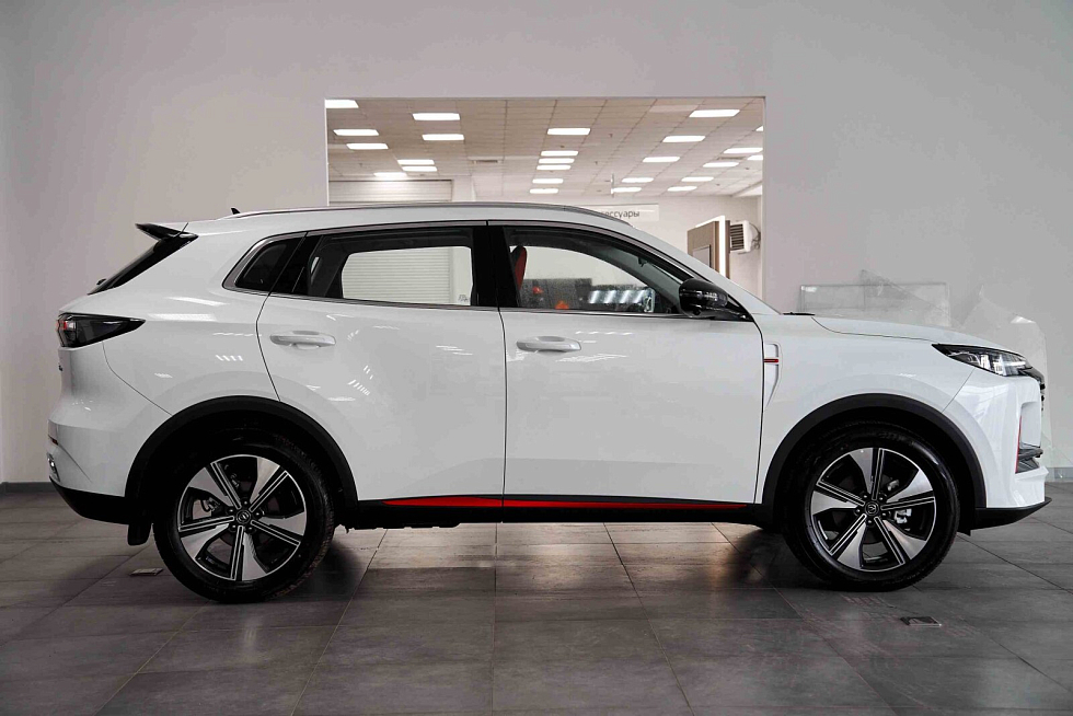 Changan UNI-S (CS55 Plus) Comfort, белый