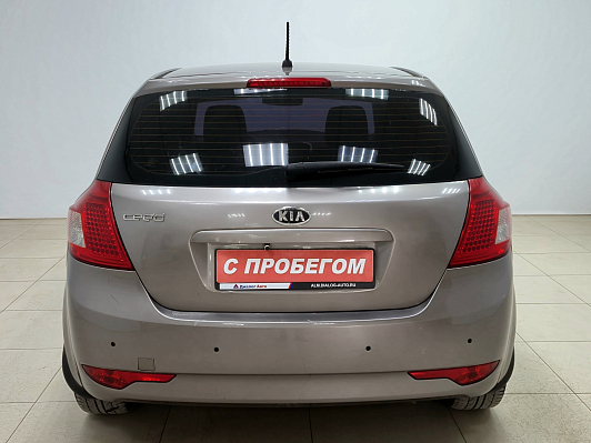 Kia Ceed, 2011 года, пробег 229248 км