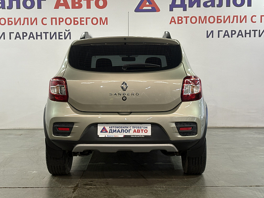Renault Sandero Stepway Life, 2020 года, пробег 45000 км