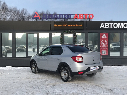 Renault Logan Stepway Life, 2019 года, пробег 95000 км