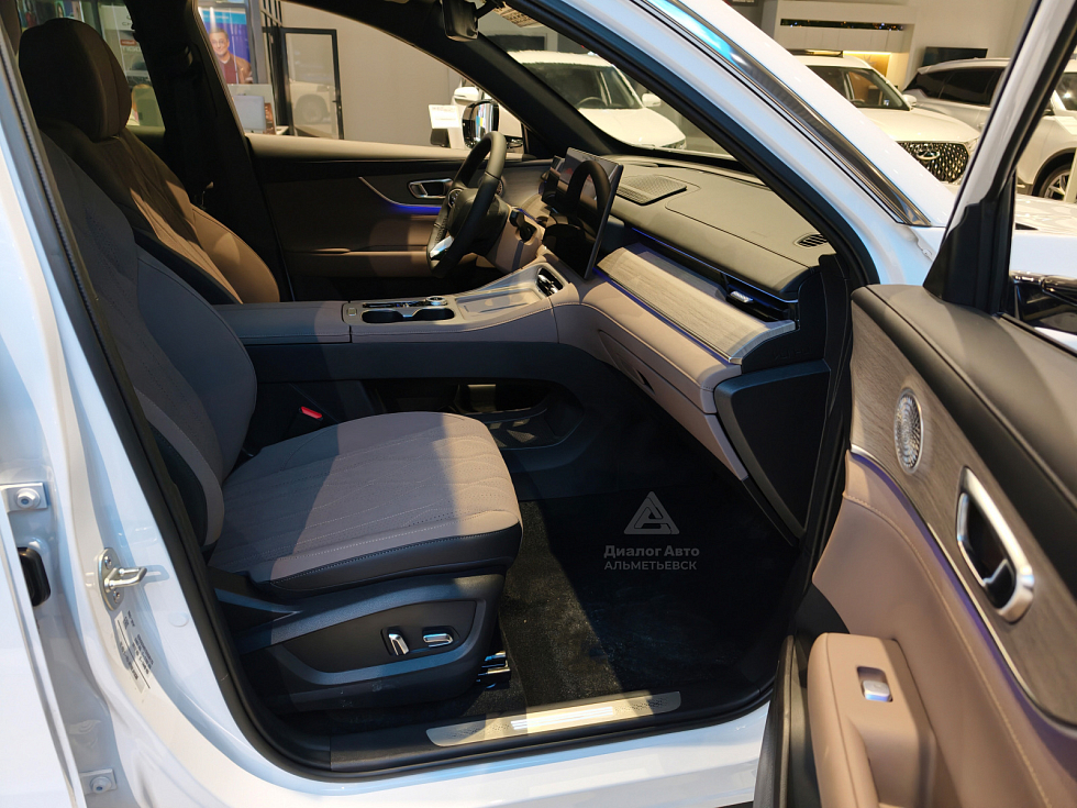 TENET T8 Ультра 4WD, белый