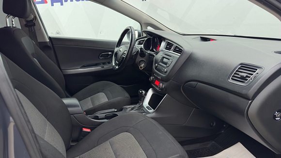 Kia Ceed Luxe, 2017 года, пробег 171351 км