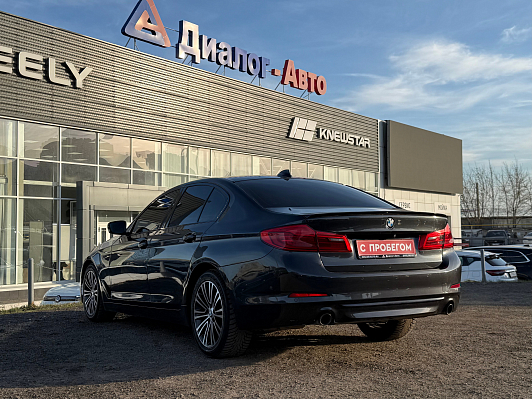 BMW 5 серии 520d Sport Line, 2018 года, пробег 129871 км