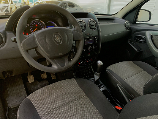 Renault Duster Life, 2015 года, пробег 140800 км