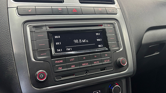 Volkswagen Polo Allstar, 2017 года, пробег 124000 км