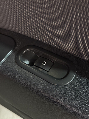 Renault Duster Privilege, 2012 года, пробег 193000 км