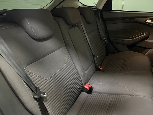 Ford Focus Titanium, 2016 года, пробег 112652 км