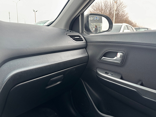 Kia Rio Luxe FCC, 2016 года, пробег 99700 км