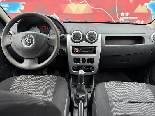 Renault Sandero Expression, 2014 года, пробег 134000 км