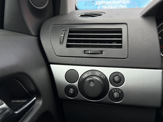 Opel Astra Cosmo, 2012 года, пробег 231000 км