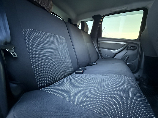 Renault Duster Expression, 2017 года, пробег 123200 км