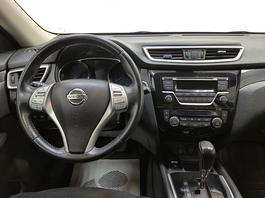 Nissan X-Trail SE, 2015 года, пробег 180373 км